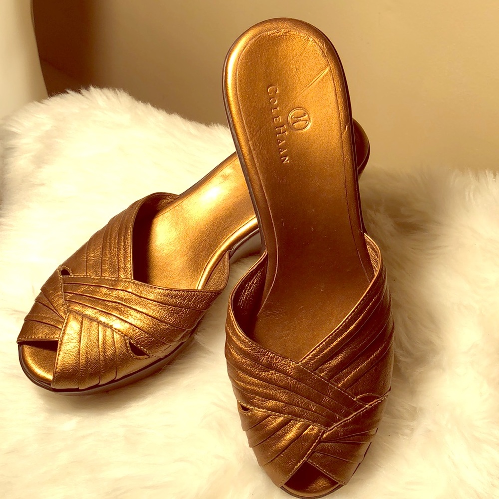 Authentic COLE HAAN Bronze Sandals Size 8.5